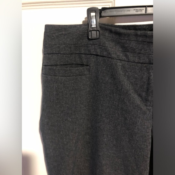 Women’s The Limited Collection Wide Leg With Flare Ankle Gray Trousers Size 14 - Picture 4 of 12